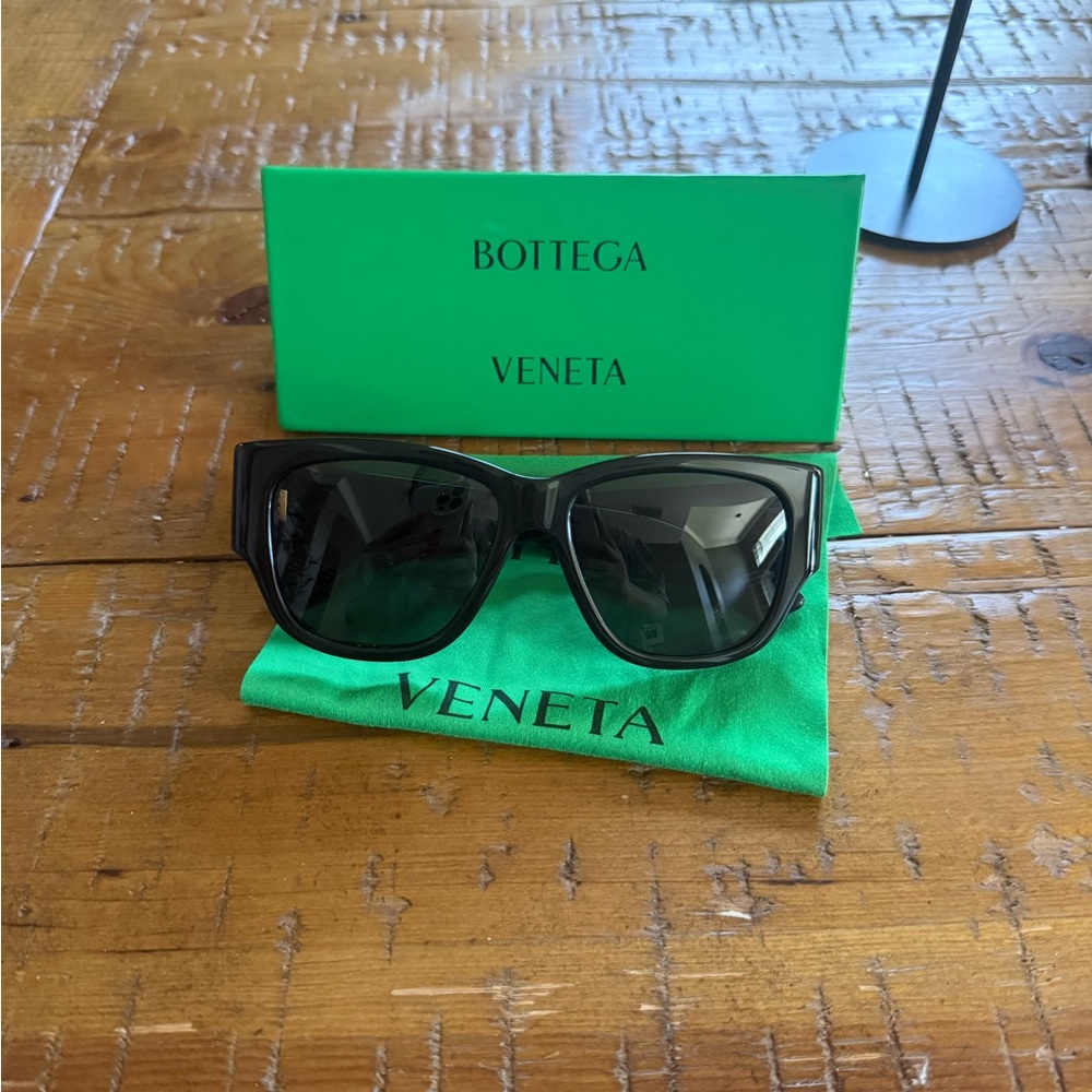 Bottega Veneta Black Sunglasses